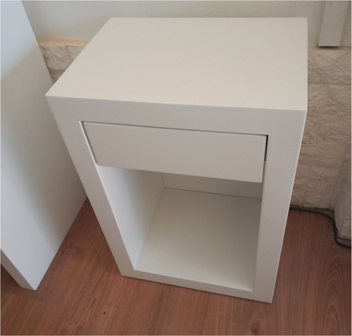 Imagen 2 de 9 de Mesa De Luz Laqueada 40x30x60 C/1 Cajon Moderna Minimalista