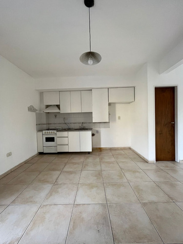 Imagen 11 de 15 de Departamento En Venta, Moron, Monoambiente Impecable Oportunidad