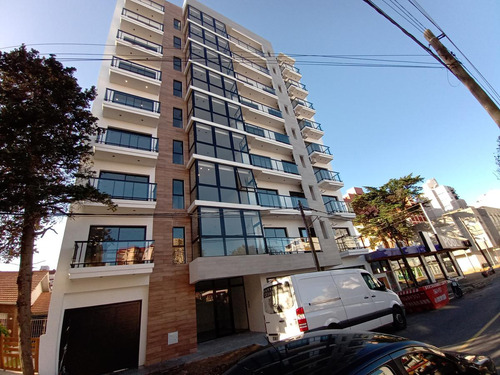 Local De 70m2 A Estrenar En San Bernardo Venta - A Metros De La Calle J.c Chiozza Y 150 Del Mar.-