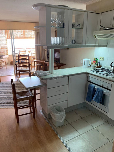 Departamento En Arriendo De 2 Dorm. En Concón