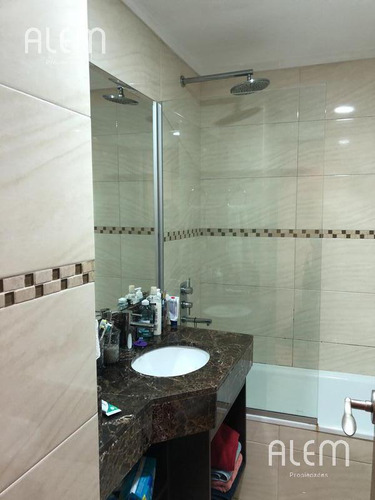 Departamento Tipo Duplex En Lomas De Zamora, Lomitas