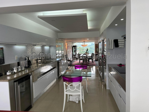 Apartamento Exclusivo En Venta Las Mesetas Yf