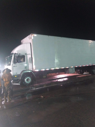 Mb 1214c Baú 11.5 Mts Passo Com Serviço