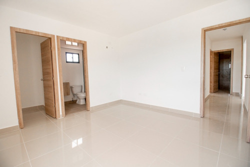 Hermoso Y Confortable Complejo De Apartamentos A Tan Solo 5m