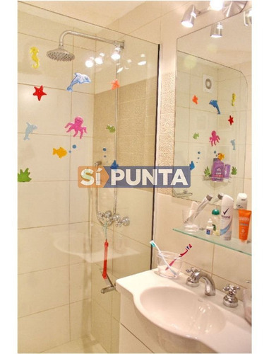 Imagen 25 de 28 de - Apartamento Para La Venta En Península- Punta Del Este Con Muy Linda Vista Al Puerto...