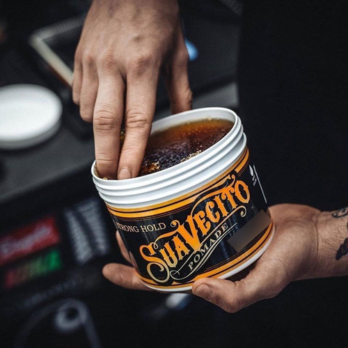 Suavecito Hold Pomade Pomada Firme Para El Cabello 4 Oz