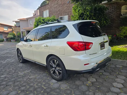 Nissan Pathfinder 3.5 Exclusive Cvt
