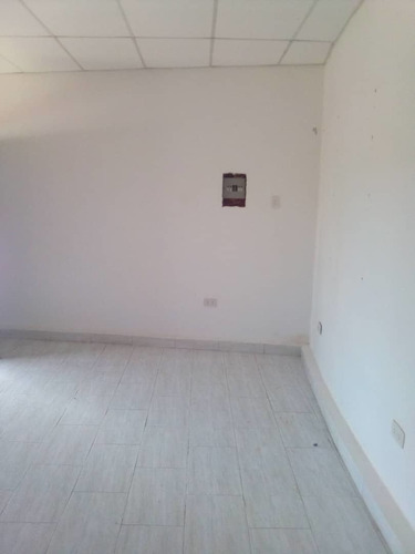 Imagen 8 de 10 de Vendo Local Comercial En Tucacas A Excelente Precio Tucacas