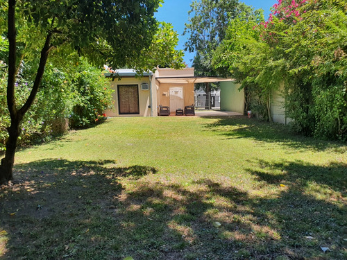 Casa , Una Habitación Con Placard, Un Baño, Estar Comedor