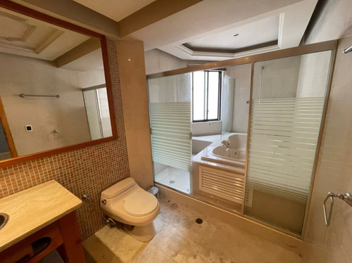 Imagen 17 de 24 de Apartamento En El Parral De 207 Mtrs