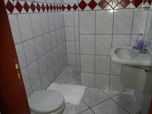Boa Casa Lado Praia No Santa Julia Em Itanhaém - 6429 | Npc