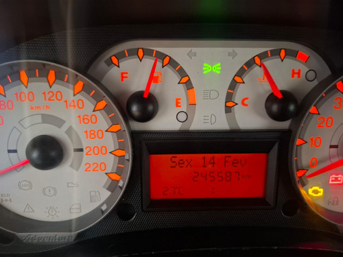 Fiat Strada 1.8 MPI ADVENTURE CE 8V FLEX 2P MANUAL