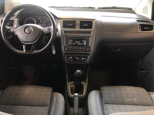 Imagem 7 de 15 de Volkswagen Fox 1.6 Msi Comfortline 8v