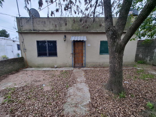 Venta - Toledo Chico. 3 Casas En Mismo Padrón