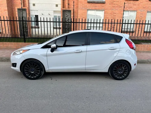Ford Fiesta 1.6 Titanium At