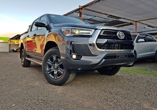 Imagen 4 de 23 de Toyota Hilux Srv 4x2 Manual Okm