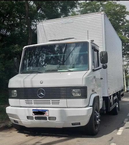 Mercedes Benz 710 Plus 2011