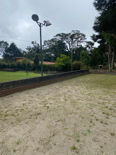 Vendo Club Social En El Junquito Ideal Para Hostelería