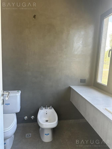 Imagen 23 de 30 de Venta - Excelente Casa Moderna Ubicada En Pilar, Barrio Privado - Bayugar Negocios Inmobiliarios