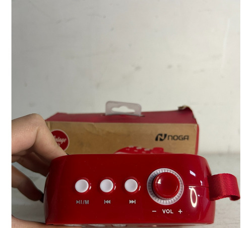 Parlante Noga Inalámbrico Portátil Retro Bluetooth Full Rojo (Usado)
