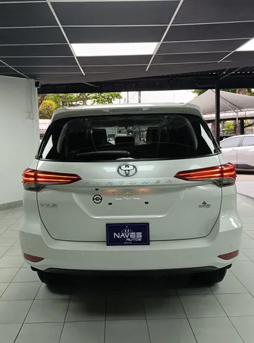 Toyota Fortuner Vxr