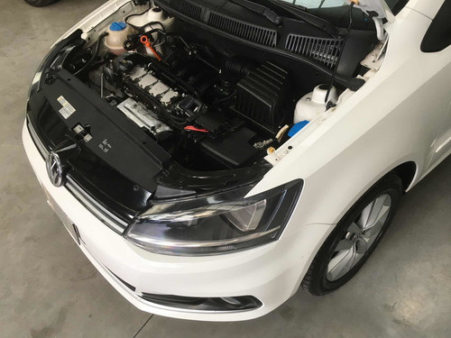 Volkswagen Suran 1.6 Trendline 2015