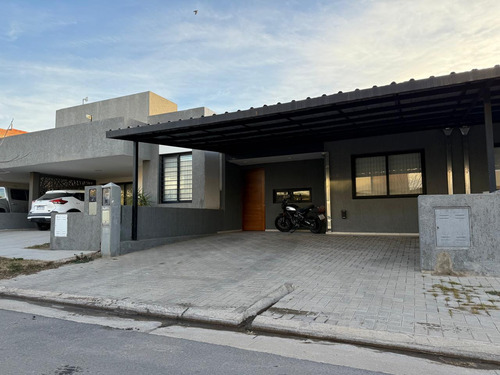 Duplex Con Pileta En San Ignacio Manantiales