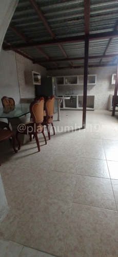 Imagen 9 de 14 de Venta De Tonwhouse En Villa Falcon
