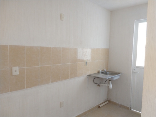 Imagen 10 de 16 de Casa En Venta Zona Sur De Irapuato De Una Planta
