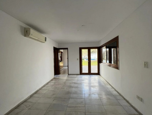 Imagen 6 de 30 de Casa Cuatro Dormitorios Echesortu