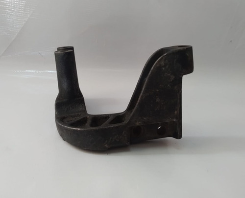 Soporte De Motor Derecho Chevy 2004-2012 1.6 L (Usado)