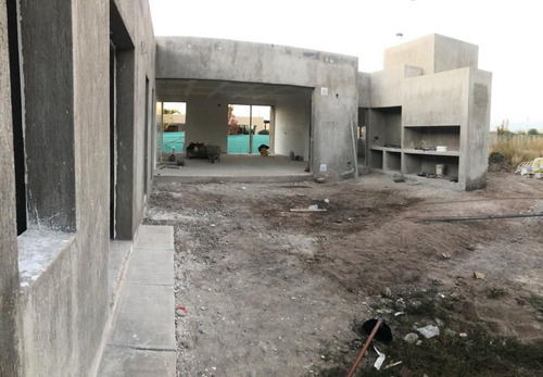 Venta Casa A Estrenar Pinar Del Sol Calle Paso