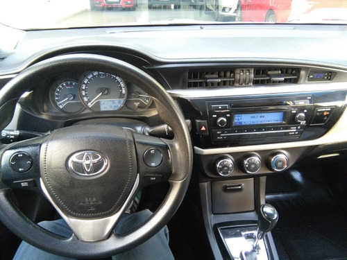 Imagen 10 de 13 de Toyota Corolla 2016 1.8 Xli Cvt Automatico