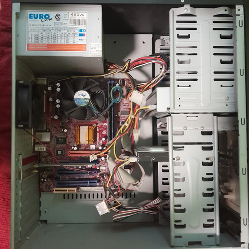 Intel Celeron 331 2.66ghz, 80gb Hdd, Desktop Pc, 2gb Ram (Usado)