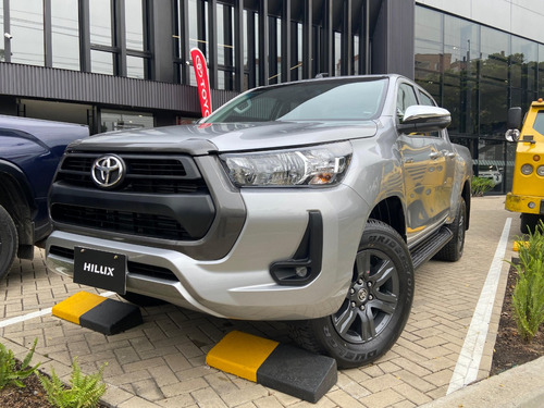 Toyota Hilux 2.4 Diésel 4X4