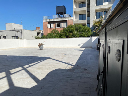 Imagen 21 de 27 de Departamento De Dos Pisos En Barrio Norte