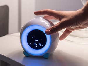 Reloj Despertador Inteligente Con Carga Usb, Luz Led De Audi