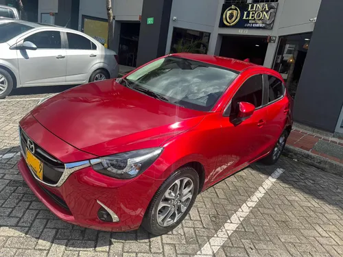 Mazda 2 GRAND TOURING LX