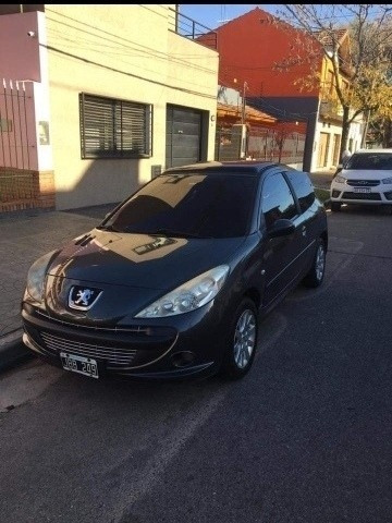 Peugeot 207 2010 1.6 Xt