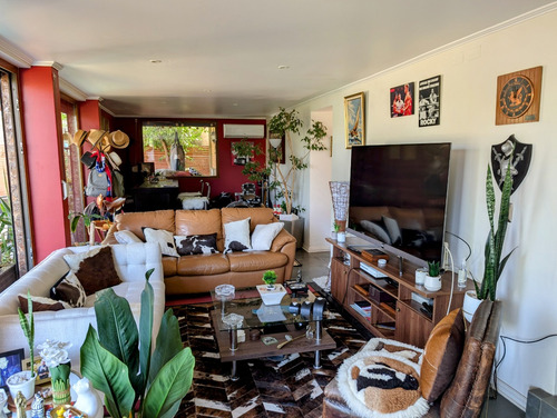 Encantadora Casa Luminosa A Pasos Del Colegio Manquehue