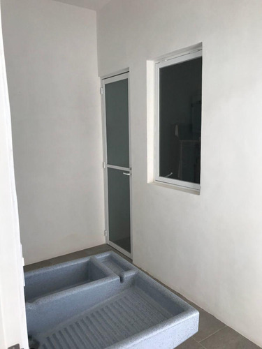 Casa En Venta Merida, Cholul En Privada, Modelo 220, A 4 Meses.