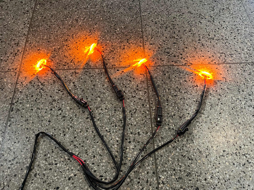 Venta Y Colocación 4 Luces Naranjas Ámbar Parrilla Camioneta