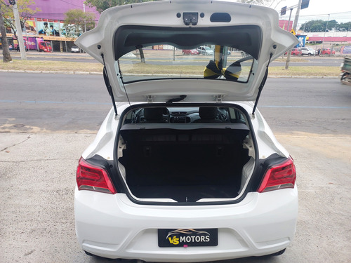 Chevrolet Onix 1.0 Joy 5p