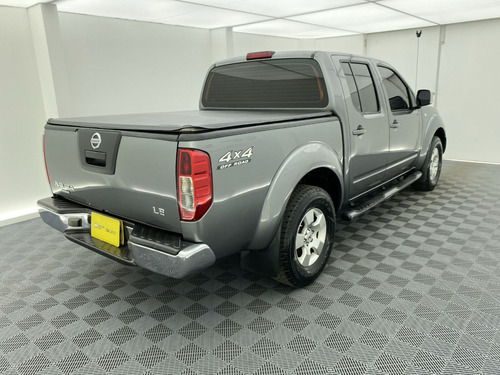 Imagen 9 de 25 de Nissan Navara High Lujo Le 2.5 Turbo