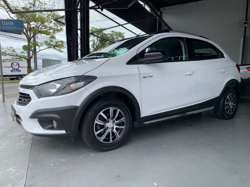 Chevrolet Onix 1.4 Activ Aut. 5p
