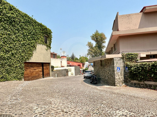 Casa En Venta En Lomas Altas