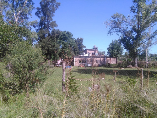 Imagen 3 de 13 de Lote Con Construcción - Casa De Campo