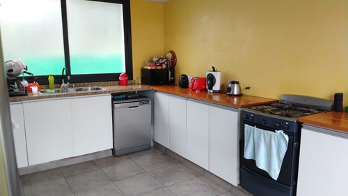 Imagen 5 de 9 de Casa 2 Dormitorios Y Escritorio