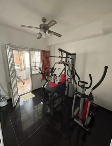 Venta De Lujoso Apartamento De 3 Dormitorios En El Centro