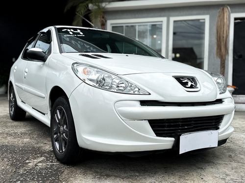 Peugeot 207 1.4 ACTIVE 8V FLEX 4P MANUAL